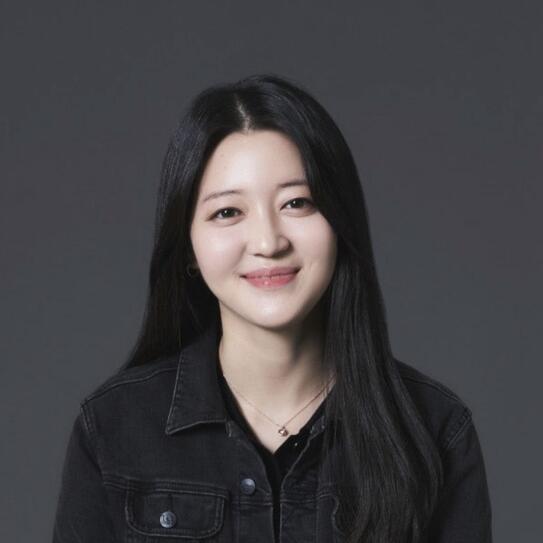 Winnie Kim's headshot